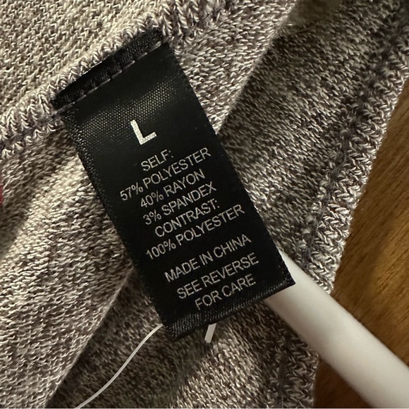 BKEred from Buckle tie back tunic sweater - Picture 5 of 5